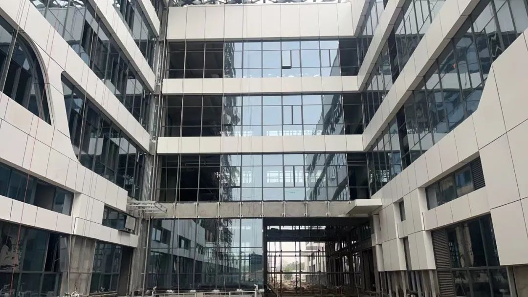 铝单板案例 | 品质与视觉双重盛宴 备受设计师青睐的幕墙材料 铝单板案例 | 品质与视觉双重盛宴 备受设计师青睐的幕墙材料